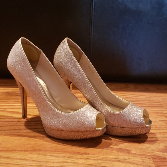 Express Gold Glitter Sparkly Heels 8.5 - Picture 1 of 8